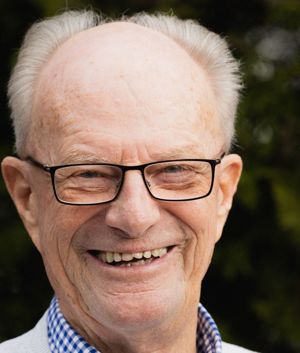 Einar Lunde - Reiseleder for Temareiser Fredrikstad