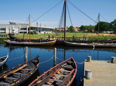 Historisk reise til Danmark med reiseleder, Temareiser Fredrikstad, Opplev Norgeshistorien på nytt i deilige Danmark  